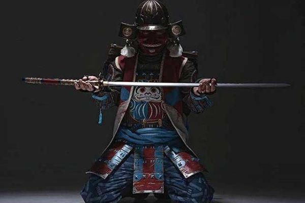 samuraiwithtachi63383B74-7651-3B8D-E348-2E7448964A25.jpg
